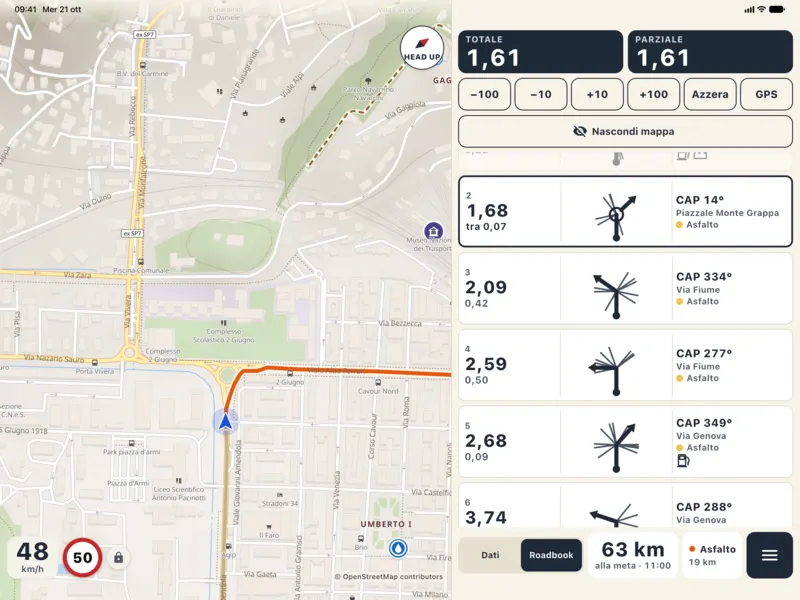 On iPad (Italian interface): map on the left and roadbook on the right, with total and partial, corrections −100, −10, +10, +100, Reset and GPS.