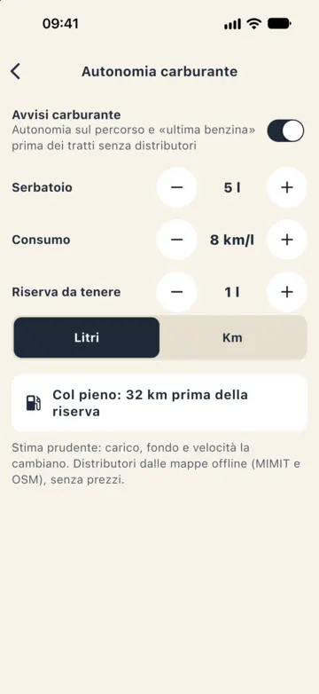 Impostazioni, Autonomia carburante: avvisi carburante accesi, serbatoio 5 litri, consumo 8 km/l, riserva 1 litro; col pieno 32 km prima della riserva.